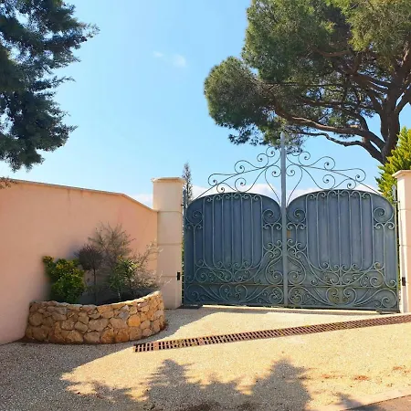 Appartement Sainte-Maxime, 3 Pieces, 4 Personnes - Fr-1-226-452